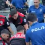 beyoglunda ortalik karisti polise saldirdilar o anlar kamerada lrkVpDKw