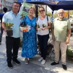 emekli ogretmenin sokak hayvanlarina destek kermesi ySeK2Vii