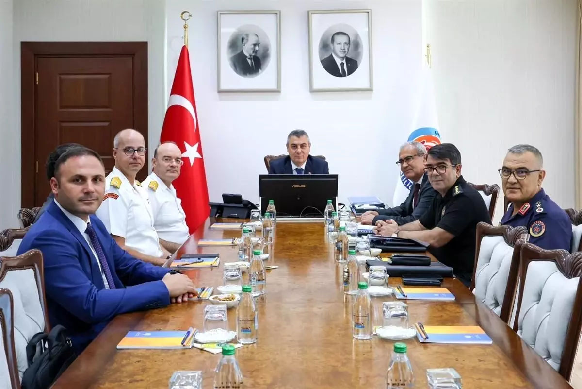 mersinde 775 suclu yakalandi kwiMEei6.jpg