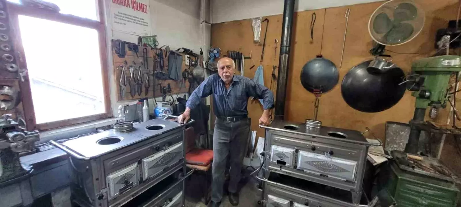 sobacilik meslegi 68 yasindaki mehmet akbas ile yasatiliyor ZIBaMlpH.jpg