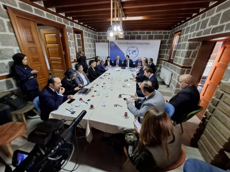 ali ihsan yavuzdan ak parti mhp ittifaki aciklamalari jhXE4sMt.jpg