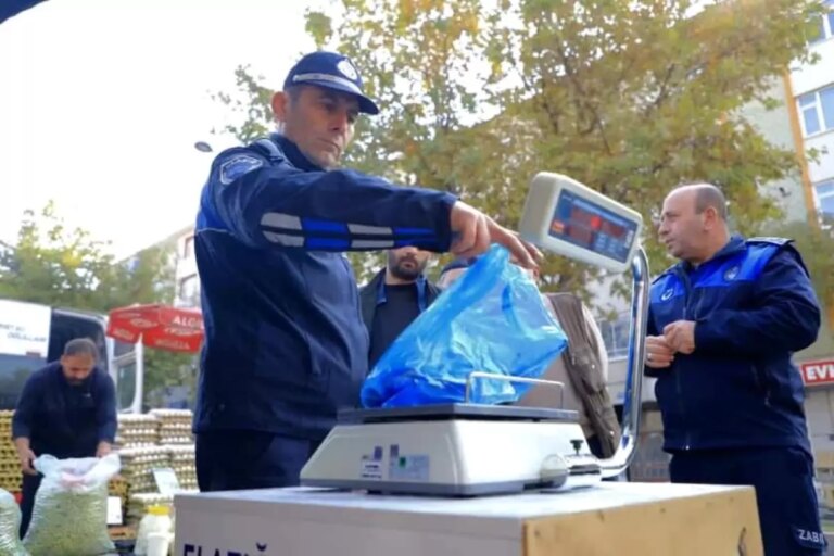 elazigda semt pazarlarina denetim 2SKZDNi5.jpg