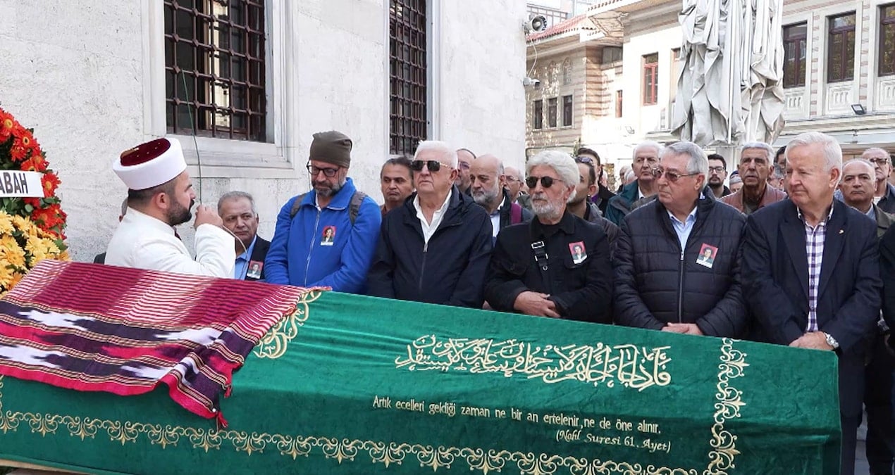 hocalarin hocasi suheyla altmisdort son yolculuguna ugurlandi uLjUJpAs.jpg