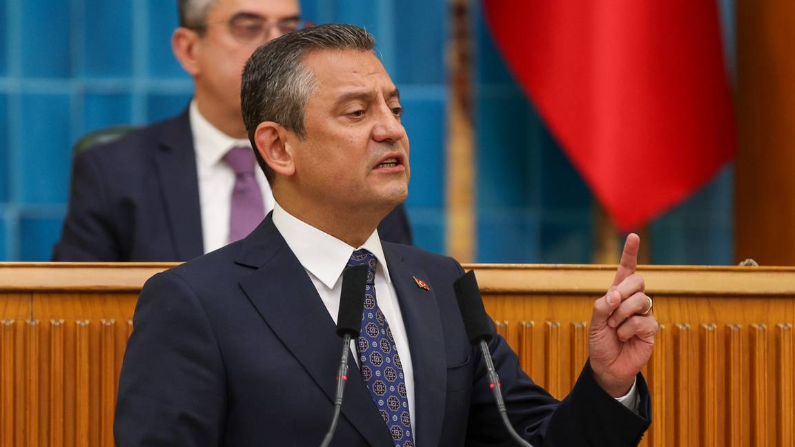 ozelden gebzede yikilan bina icin aciklama metroyu chpli belediye yapiyor olsa sabah 6da kapilari kirar burokratlari evden alirlardi simdi yalan aciklama yapiyorlar g6ulrPB1.jpg