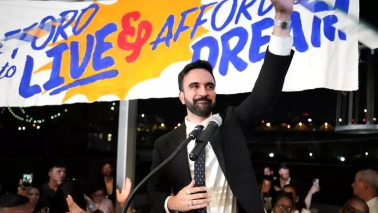 zohran mamdani new yorkun ilk musluman sosyalist belediye baskani adayi uyz45cY4.jpg