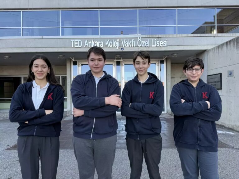 ted-ankara-koleji-ogrencilerinden-buyuk-basari-7wAixAV6.jpg