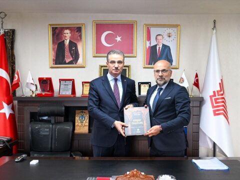 Vali Baruş, Vakıflar Bölge Müdürlüğünü Ziyaret Etti
